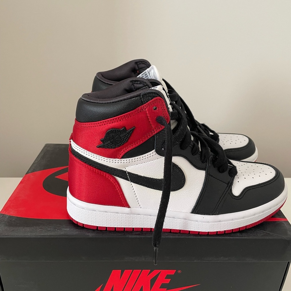 Nike Air Jordan Satin Toe (Womens) sneakers